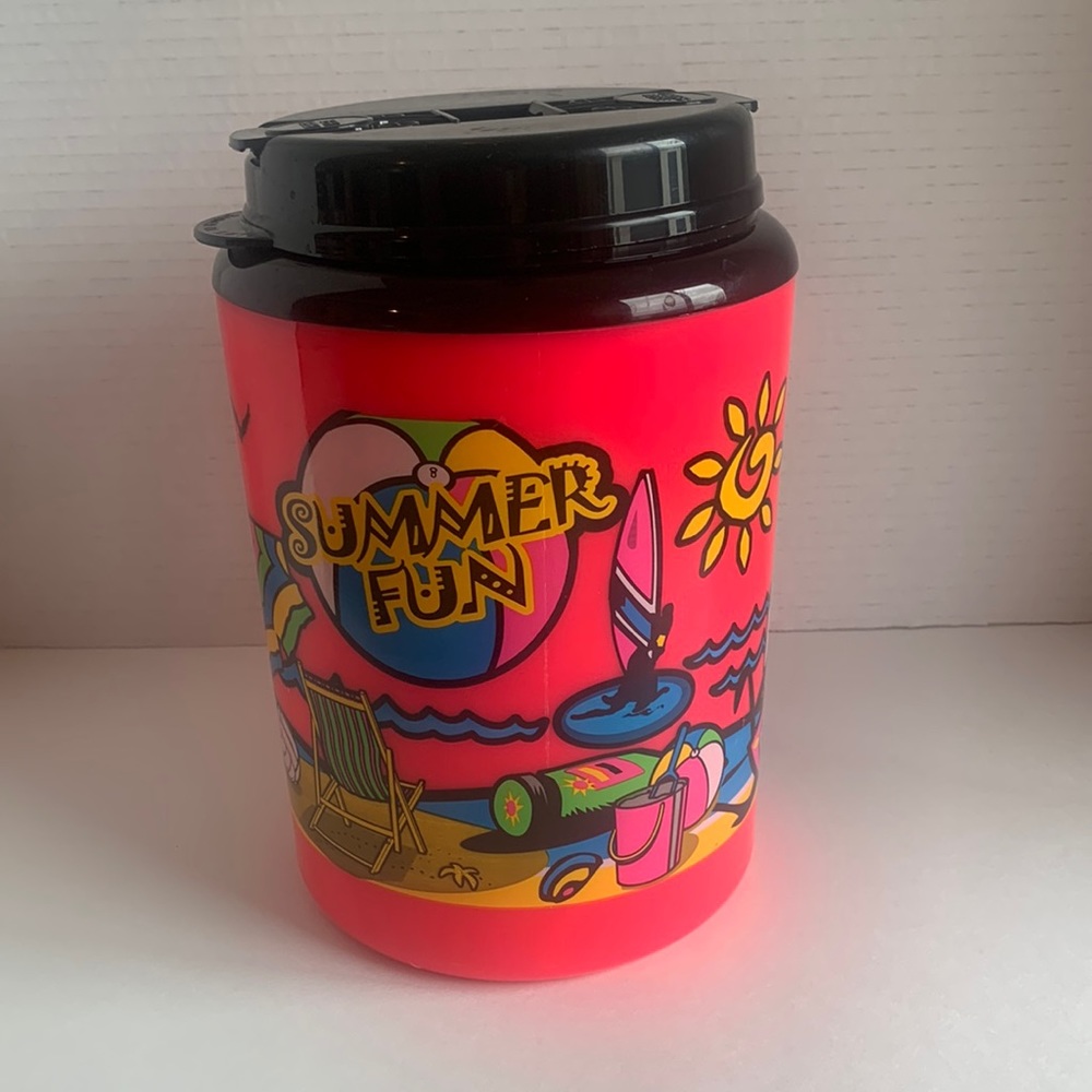 Vtg. Betras Summer Fun Neon Insulated Soda Pop Fountain Drink Monster Mug 64 oz.